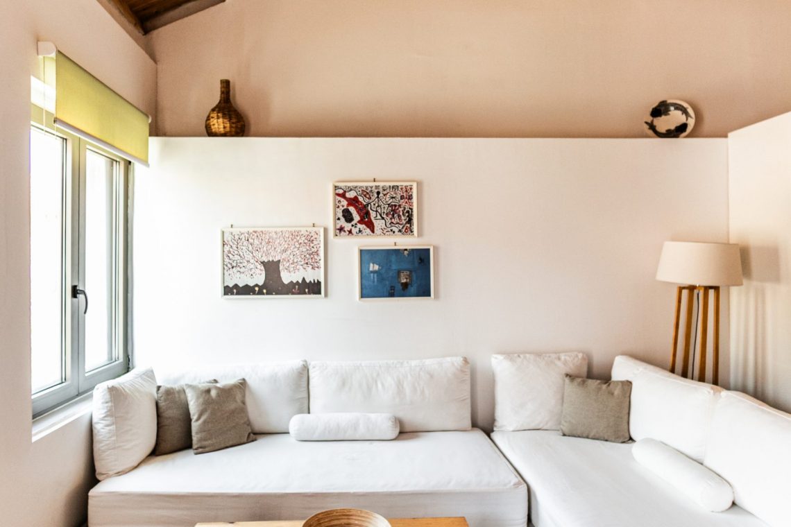 3. LIVING ROOM_007
